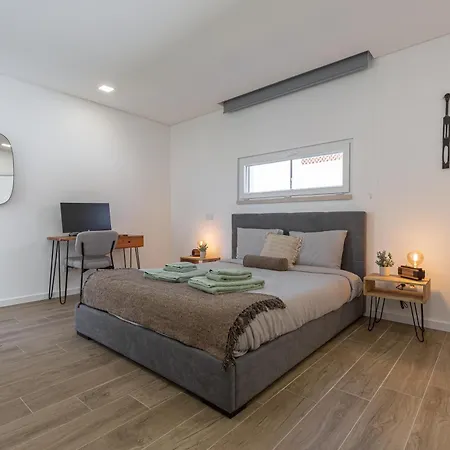 Laura With Private Swimming Pool Lourinhã