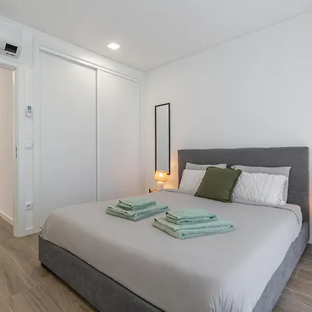 Laura With Private Swimming Pool Casa vacanze Lourinhã